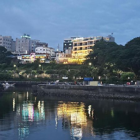Cheonjiyeon Crystal Hotel Σεογκουίπο Εξωτερικό φωτογραφία