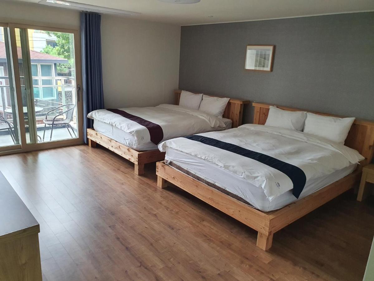 Cheonjiyeon Crystal Hotel Σεογκουίπο Εξωτερικό φωτογραφία