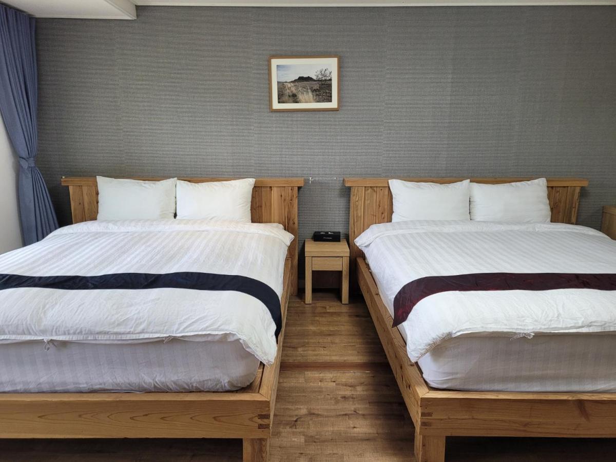 Cheonjiyeon Crystal Hotel Σεογκουίπο Εξωτερικό φωτογραφία
