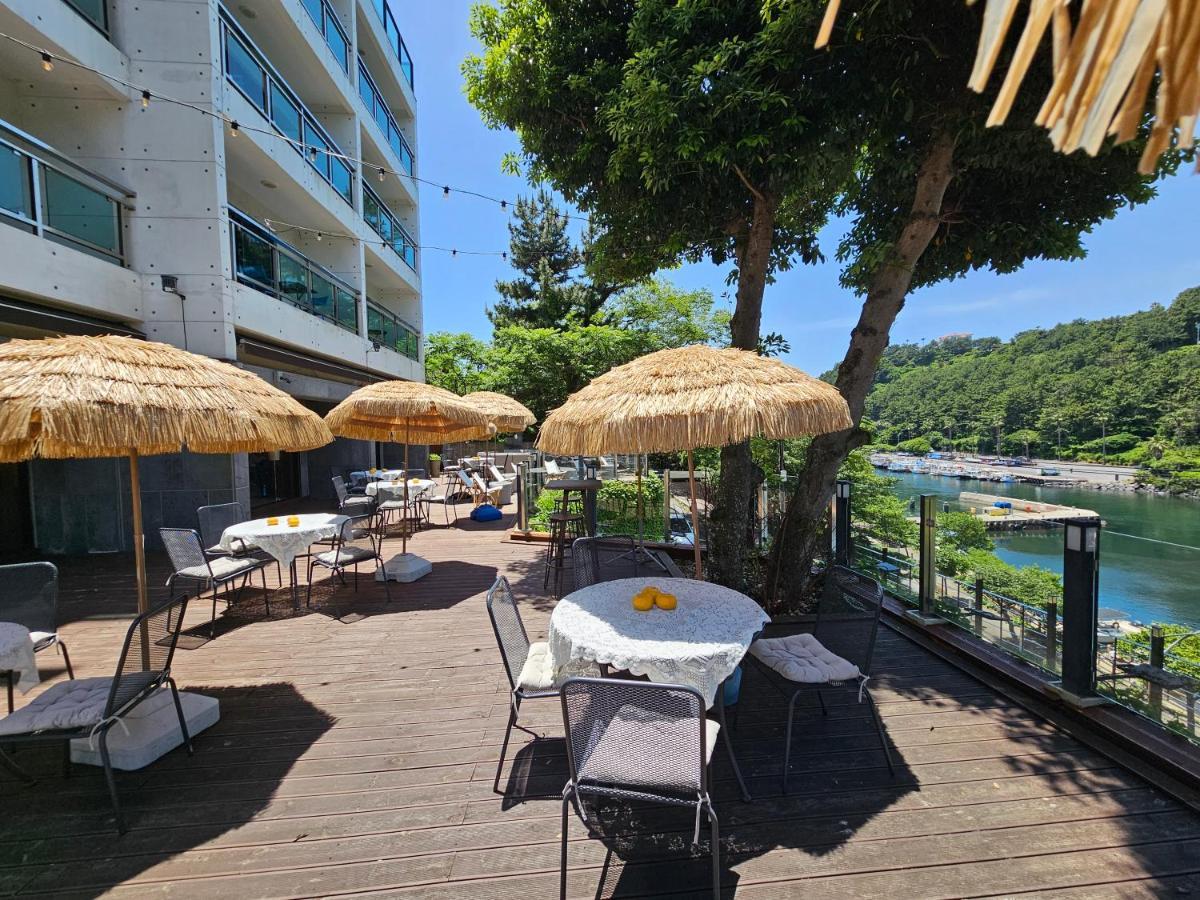 Cheonjiyeon Crystal Hotel Σεογκουίπο Εξωτερικό φωτογραφία