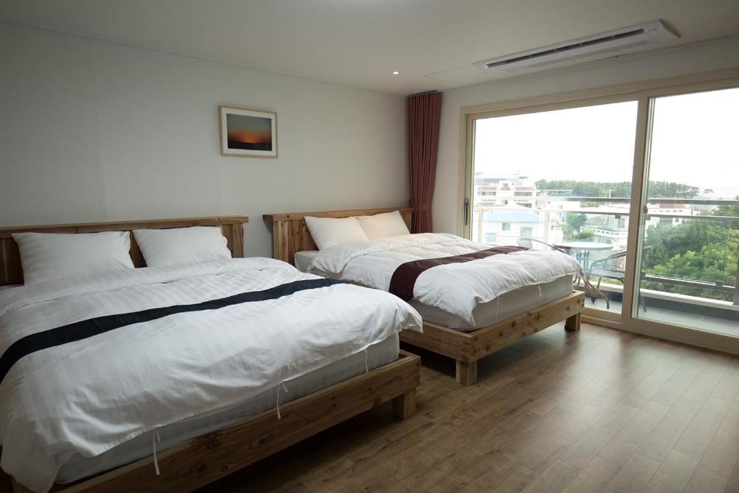 Cheonjiyeon Crystal Hotel Σεογκουίπο Εξωτερικό φωτογραφία